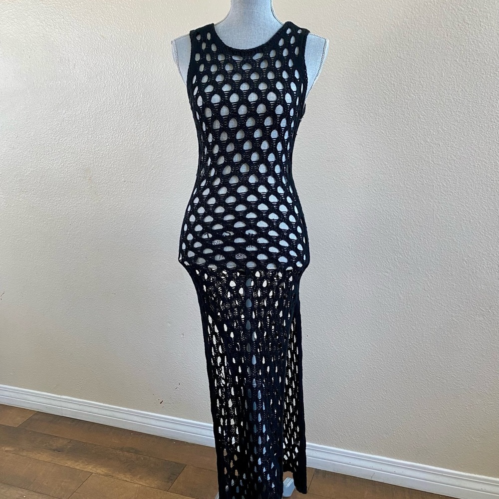 Windsor Long Black Sleeveless Crochet Dress